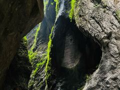 -龙水峡地缝景区