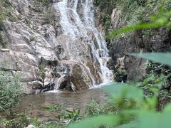 -大平台龙居瀑布旅游区
