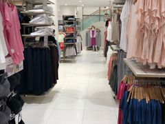 -优衣库(上海金桥国际商业广场店)