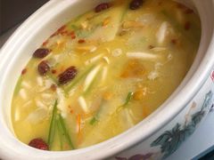 鲍鱼鸡锅-金龙·打边炉(南京西路店)