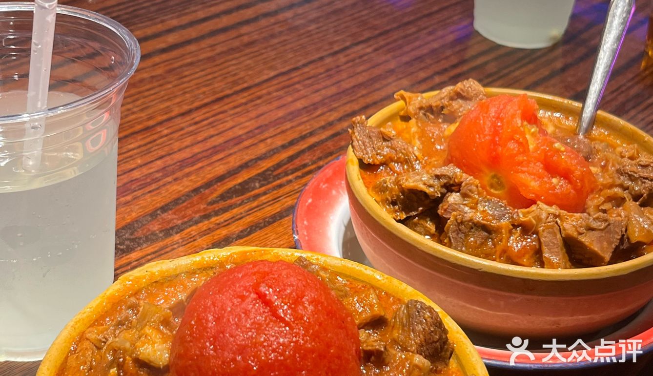 江汉路和朋友干饭我唯一想推荐的。。。