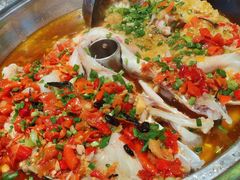 剁椒鱼头-老湘亲·品鉴湘菜(蔡塘爱琴海店)