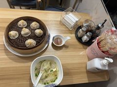 -炉旺斋上海小笼包·小馄饨