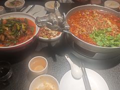 -万重锦·人文川菜馆(骡马市店)