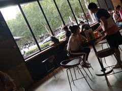 -星巴克臻选(南京艾尚天地店)