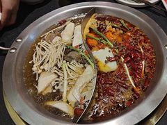 -沸炉重庆老火锅(军事博物馆店)