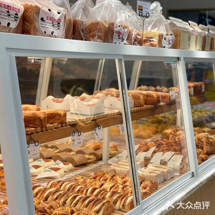 奶油号角每次必买，嘻嘻国民面包店！