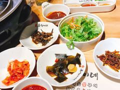 -秋香家韩式炭火烤肉(磐石路店)