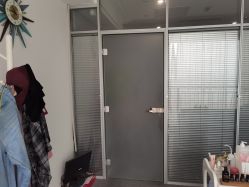 -YooMee优美智能科技美肤机构