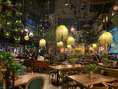 大堂-临界音乐酒馆·小龙虾·江湖菜(华熙LIVE·鱼洞店)