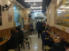 大堂-真素诚·清真(新华路店)