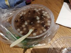 -芳婆糕团店(王府大街店)