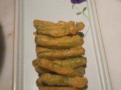 咸蛋黄四季豆-初蓉丨遇见新川菜(亲贤街荣耀店)
