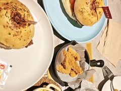 -必胜客(上海新南方商城PH店)