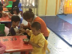 -红黄蓝成长中心(公益西桥校区)