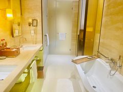 -上海衡山路十二号华邑酒店