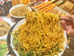 -万记麻辣烫国展总店