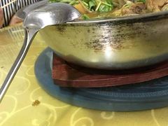 -华龙特色大骨鸡农家菜馆