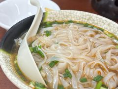 -桥雪牛杂专门店(关边路店)