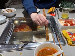 -海底捞火锅(关山保利店)