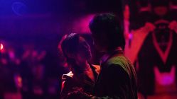 -巴黎婚纱摄影工作室