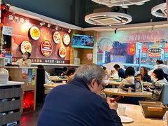 -滋味满屋美食坊(上海街店)