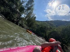 -雅鲁激流探险漂流