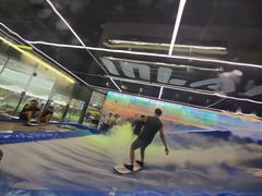 -INLANG饮浪室内冲浪(苏河湾万象天地店)