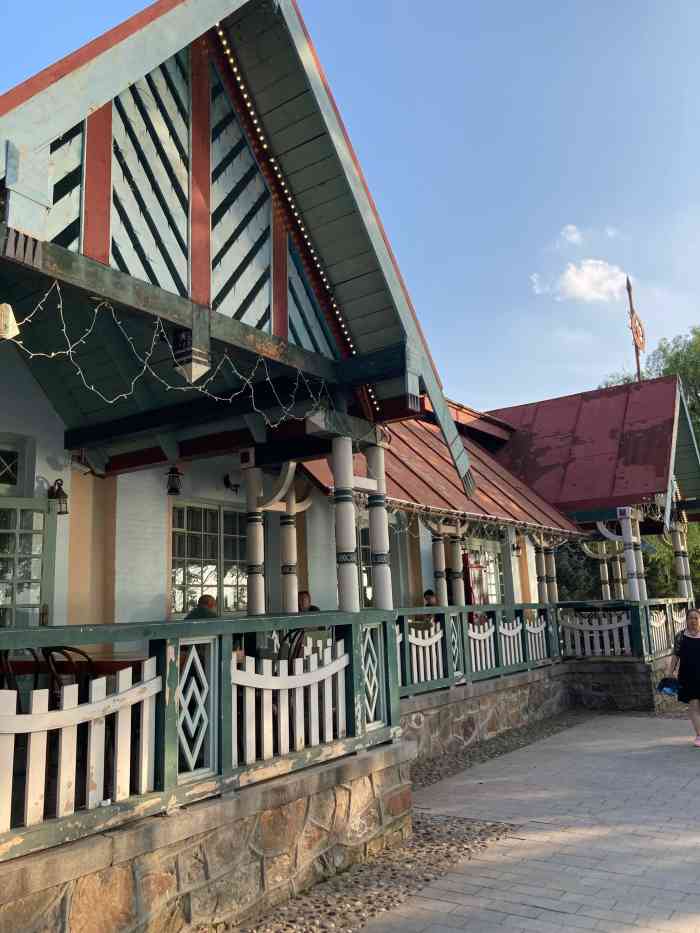江畔餐厅(斯大林街店)
