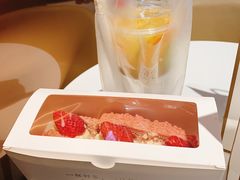 -奈雪的茶(东原悦荟店)