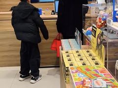 -泡泡玛特POPMART(大卫城店)