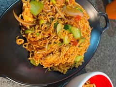 -路边边.炒菜烧烤.音乐餐厅(良乡长虹店)