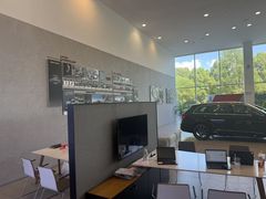 -上海永达奥诚奥迪4S店(申江路店)