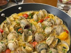 -Mark&Mars Restaurant