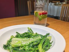 -嫩芽 ·地道重庆菜(十八梯露台夜景店)