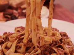 肉酱意面-FLOVIE FLORIST CAFE