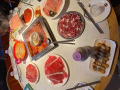 -二荆条·蜀鲜汇城市森林火锅