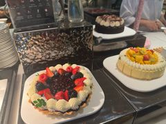 -圣丰索菲特·2 On 988 Café 自助餐厅