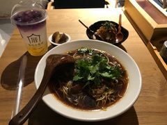 招牌红烧半筋半肉面-厝内小眷村(天河南一路店)