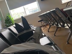 -上海大学附属上海和平眼科医院