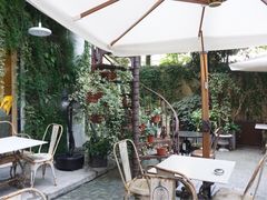 小花园-RGF(巨鹿路店)