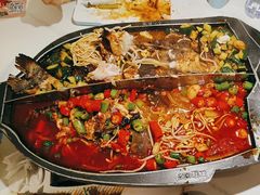 -江边城外烤全鱼(汉光百货店)