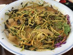 -那家老院子东北菜·饺子·小鸡炖蘑菇(艳华街店)