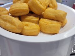 -龍歌自助小火锅(市北CBD万达店)