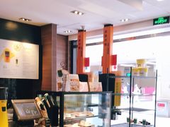 -麦当劳(汉口火车站候车室店)