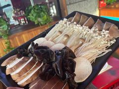 -前门·鲜肉火锅(长风店)