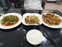 -芳芳餐厅(白沙路店)