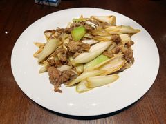 景山葱爆羊肉-百花深处·老北京风味菜