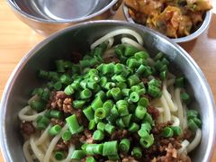 素椒杂酱面-左撇子私房面