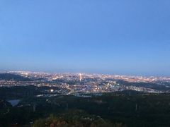 -定都峰